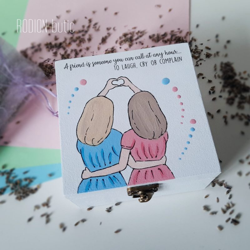 Cutie bijuterii fete prietene personalizata cu mesaj pictata manual